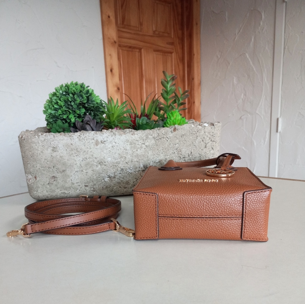 Michael Kors*FREE Mercer Extra-Small Pebbled Leather Crossbody Bag - Picture 7 of 9